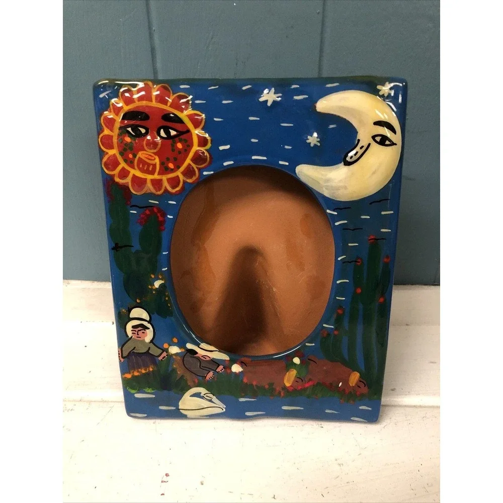 Vtg Folk Art 7” Picture Frame Clay Terracotta Hand Painted‎ 4 x 3 1/2 picture